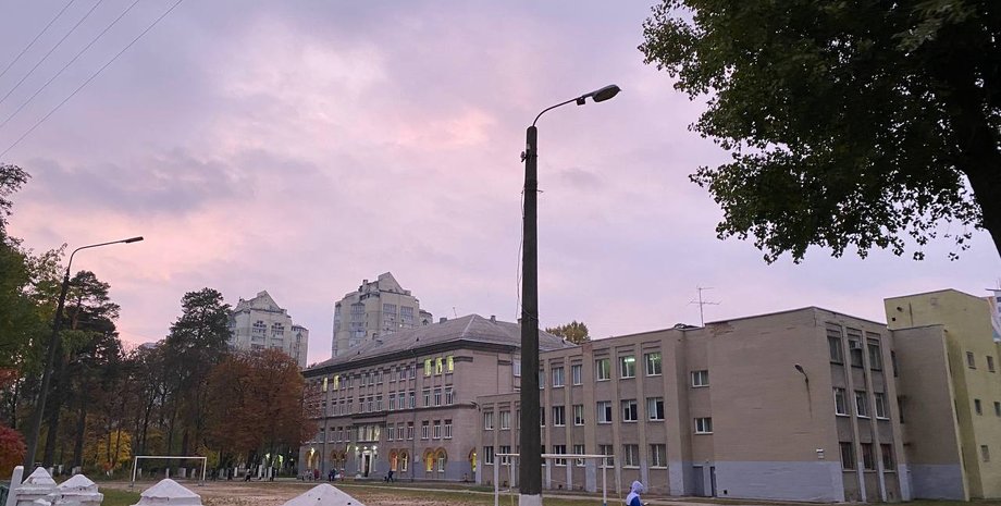 школьное укрытие, скандал, Киевская городская военная администрация, КГВА, воздушная тревога, дети, домашние животные