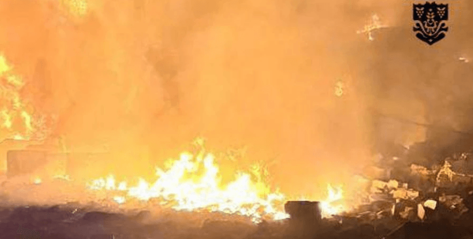 Partager: Dans la nuit du 16 novembre, les occupants russes ont attaqué la régio...