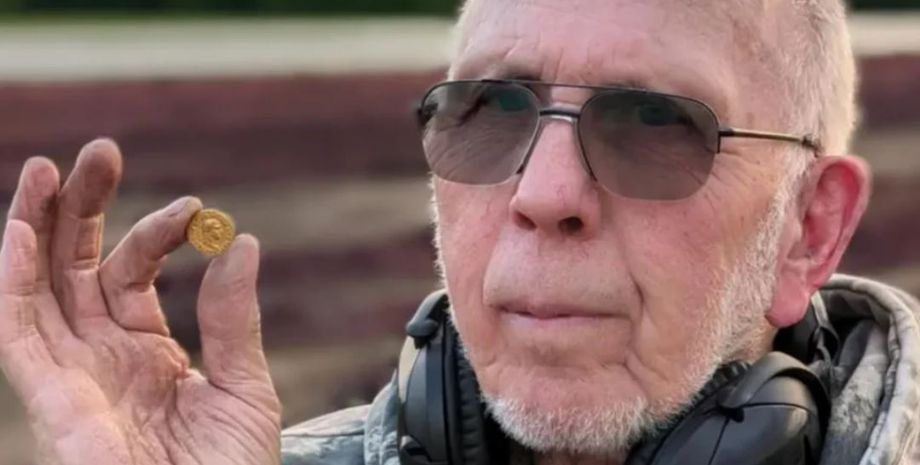 Находка в поле, аукцион, историческая монета, артефакт, кладоискатель, фото, удивительные случаи из жизни