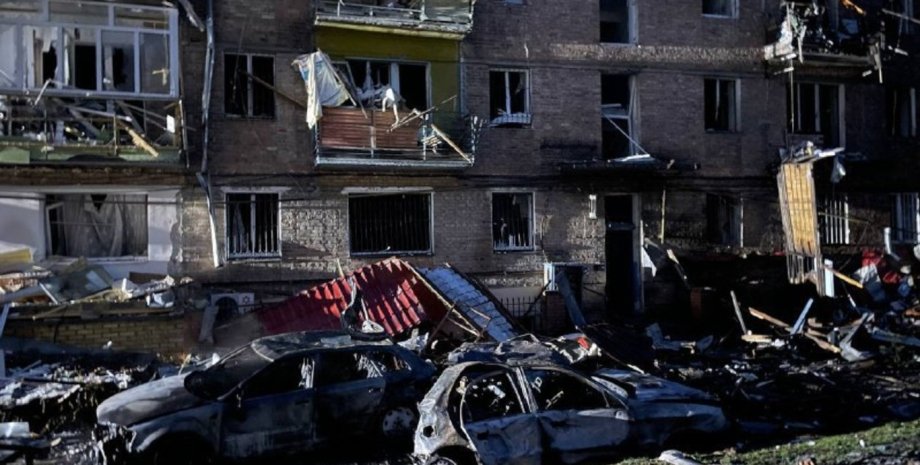 Обстрел Вышгород сегодня ракетный удар разрушения жертвы