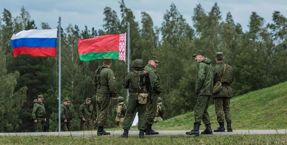 російські та білоруські військові разом