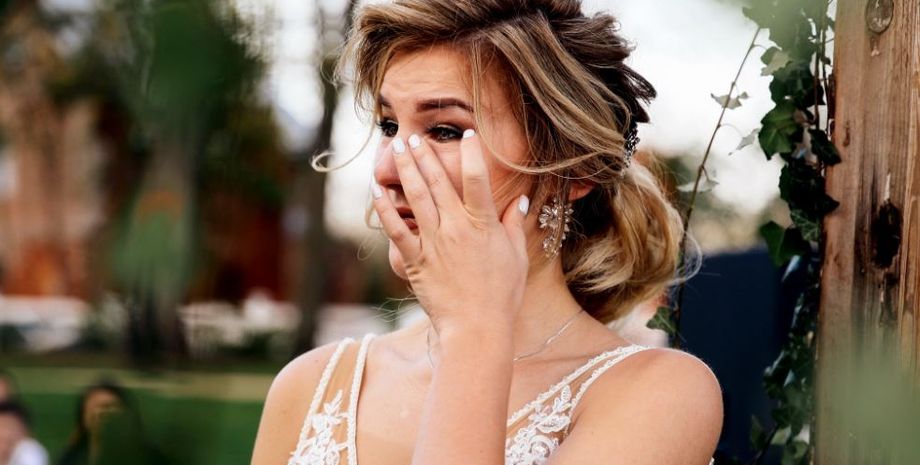 Отмененная свадьба из-за танца и пения жениха на церемонии бракосочетания, приколы, курьезы, смешные истории