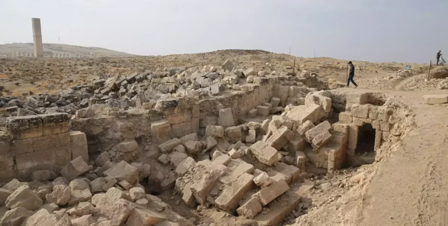 Харран, розкопки, Туреччина, собор, археологія, археологи, мозаїка, вітраж, скло, артефакти, християнство, історія, культура