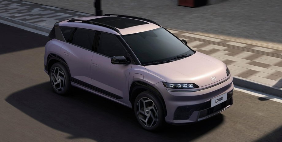 електромобіль Hyundai EO