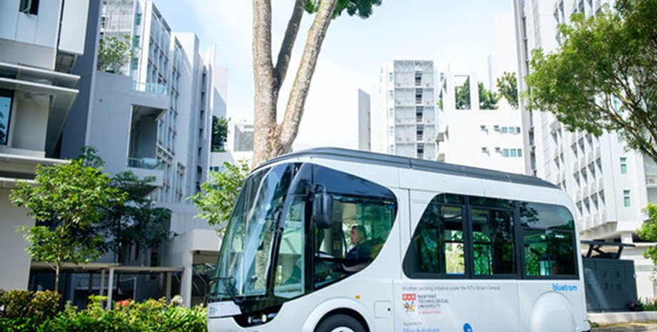 Электробус Flash Shuttle / Фото: NTU