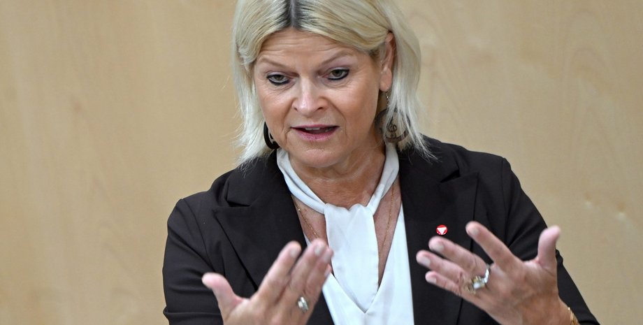 Міністр оборони Австрії Клаудія Таннер