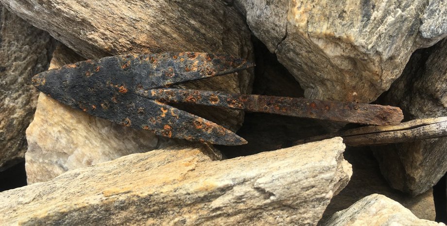 стріла, наконечник, каміння, фото