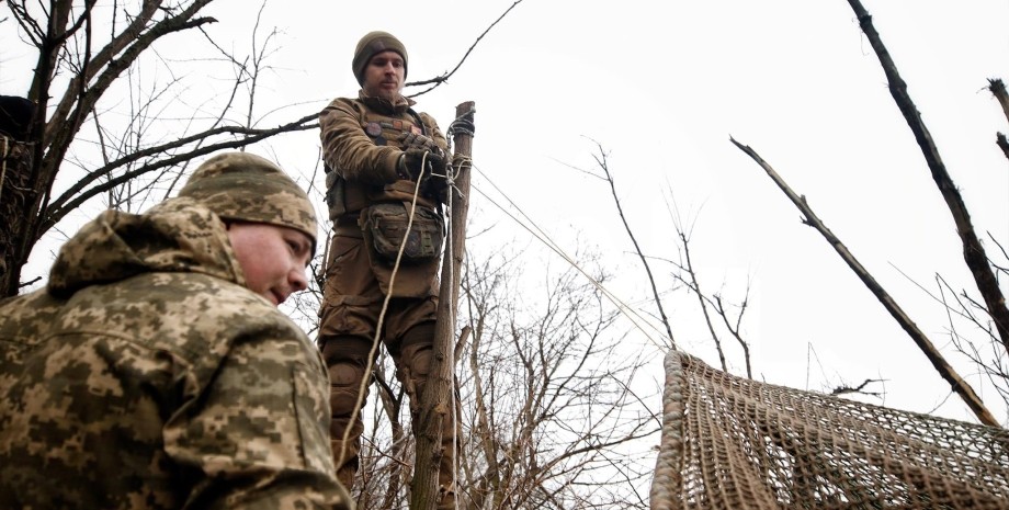 Selon Ivan Timochko Land Forces Council, les actions de l'ennemi sur le champ de...