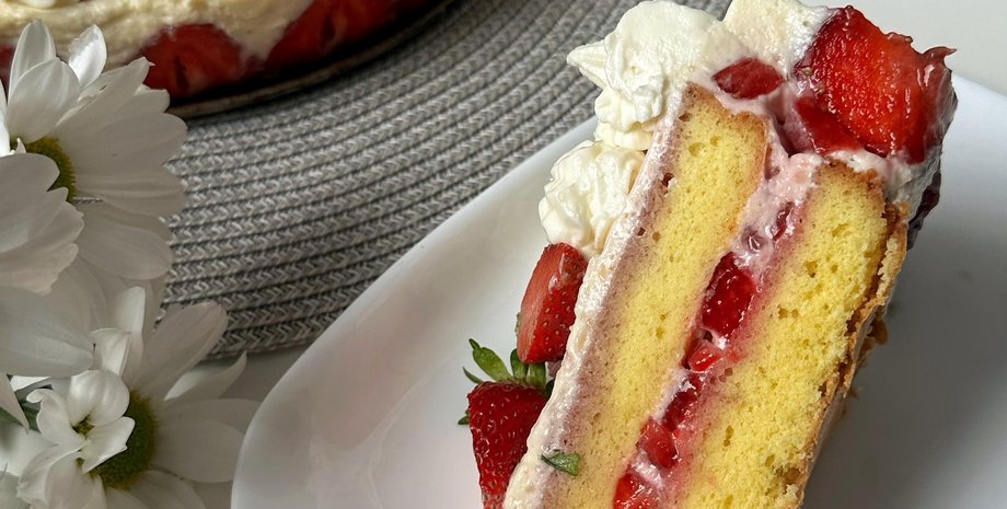 торт із полуницею, десерт, випічка