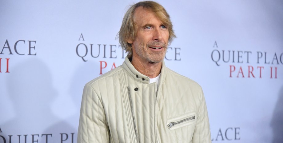 Майкл Бэй, Майкл Бэй прокомментировал драку на Оскаре, Уилл Смит ударил Криса Рока