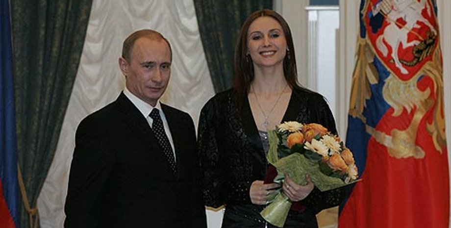 Прихильницю Путіна не допустили до сцени