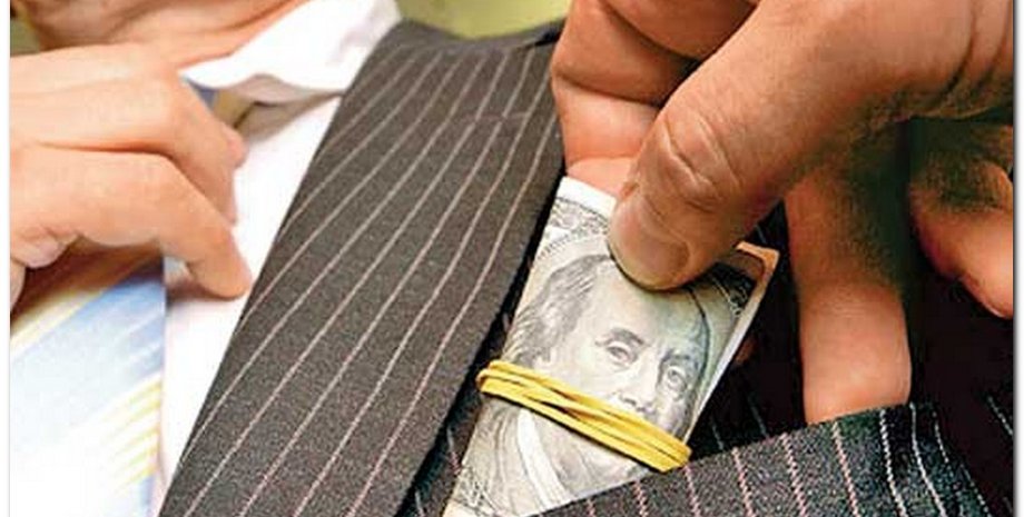 Взятка / Фото: fainaidea.com