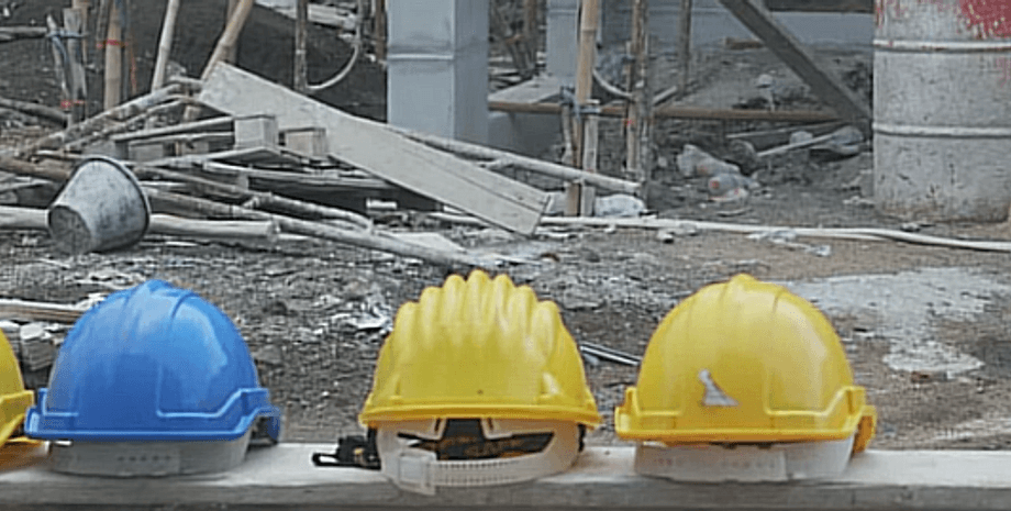 У Львові загинули три будівельники