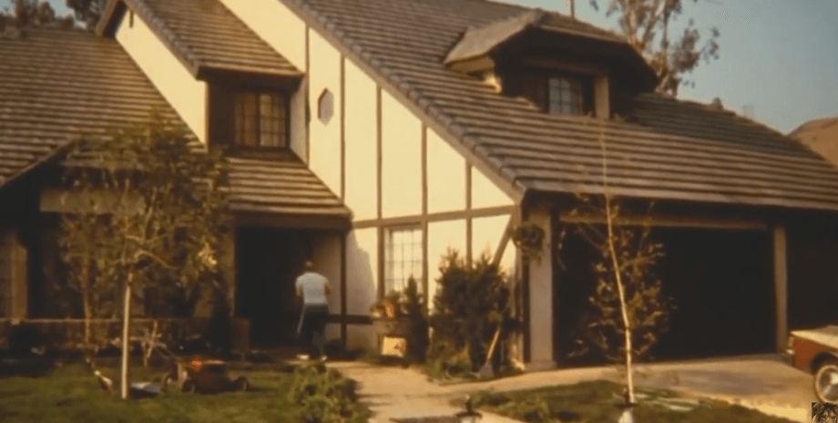 дом, кадр фильма Полтергейст