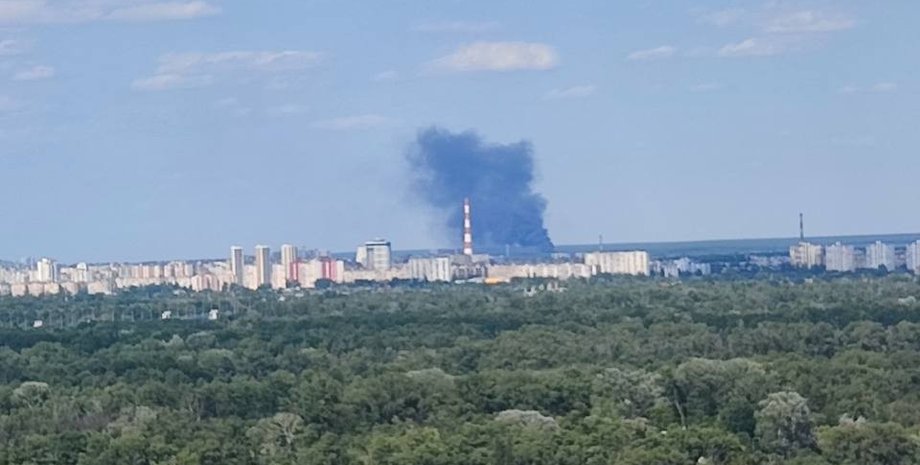 в Киеве горит ТЭЦ