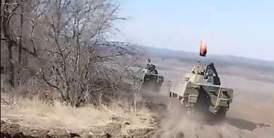 УПА, Росомак, Азов