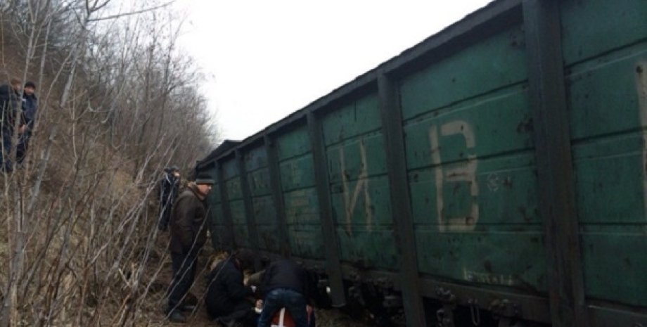 Крушение поезда во Львовской области / Фото: mvs.gov.ua