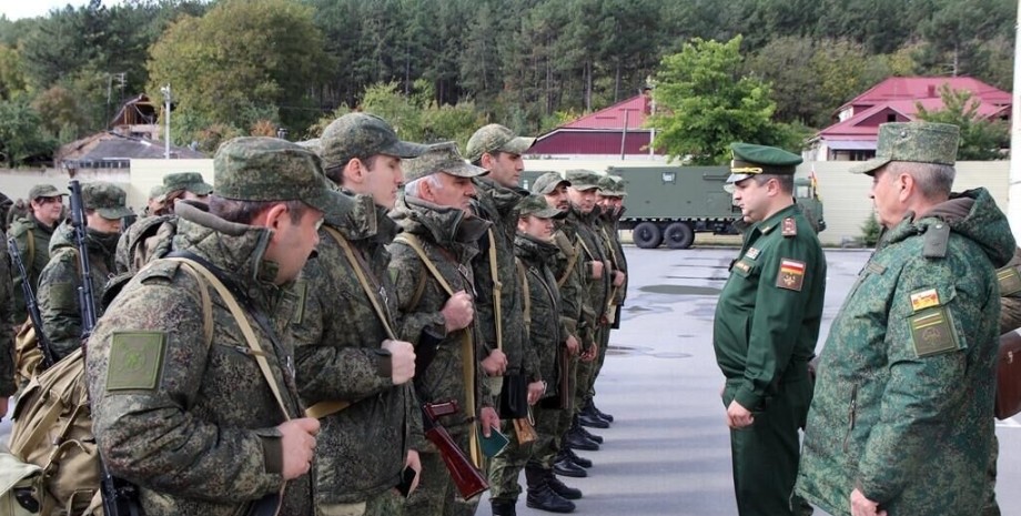 Nach Angaben des Generalstabs der Streitkräfte beabsichtigen die Russen trotz en...