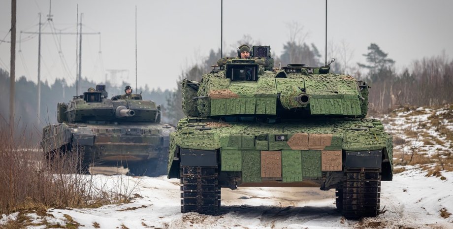 танки Leopard 2A7V в Литве