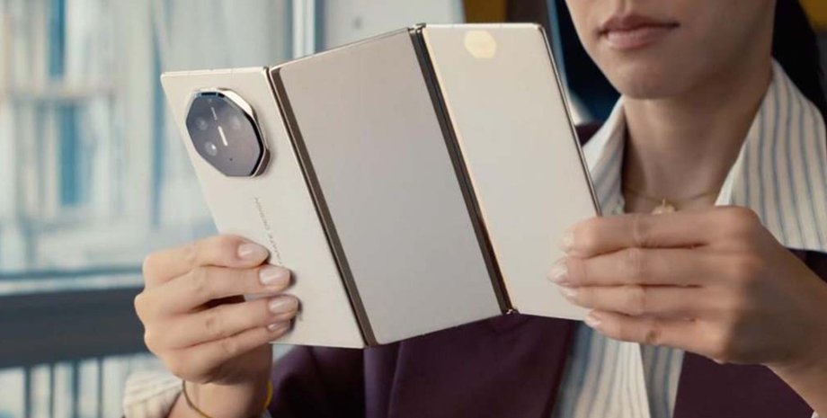 Huawei Mate XTs Ultimate Design складные смартфоны 2025