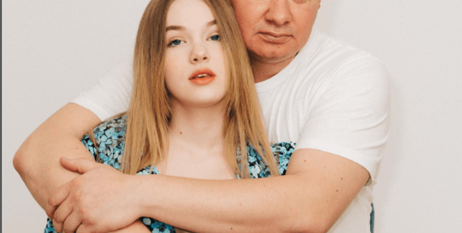 16-летняя дочь Евгения Кошевого перепела всемирно известный хит (Видео)