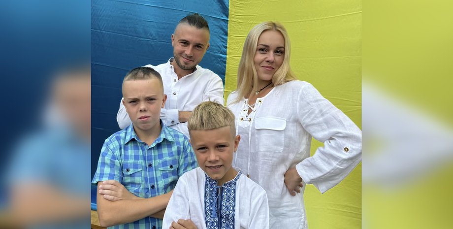 Тарас Тополя вывезет детей