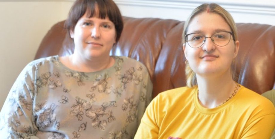 39-летняя Джейд Блэкберн и 32-летняя Юлия Кумар