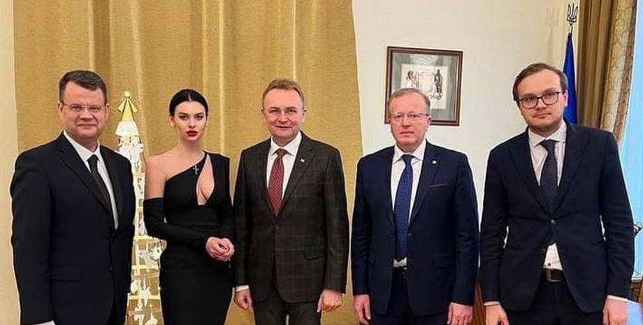 Пост Кристины Тишкун с Андреем Садовым