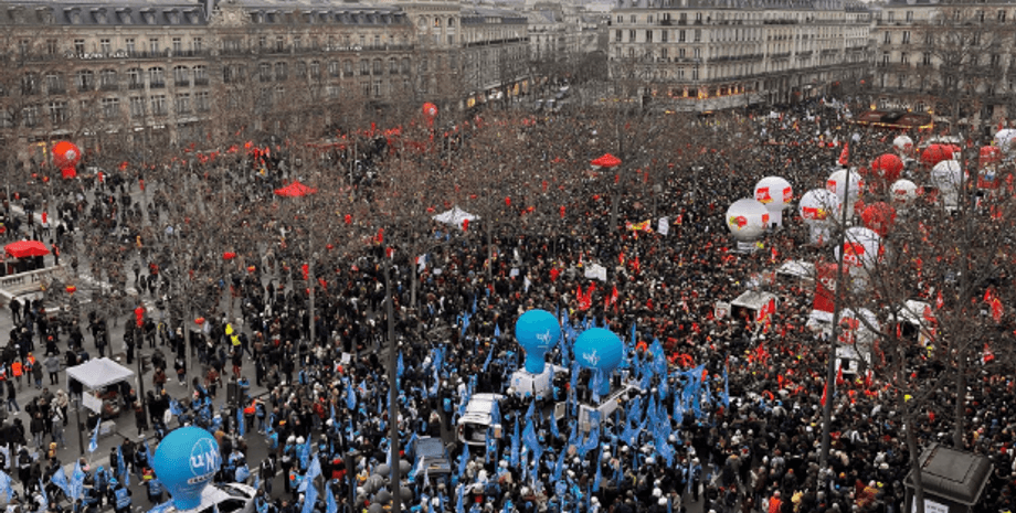 протести у Франції, пенсійна реформа, профспілки, макрон