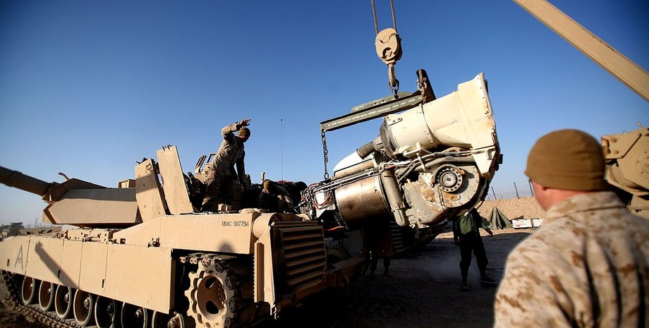 двигатель танка Abrams