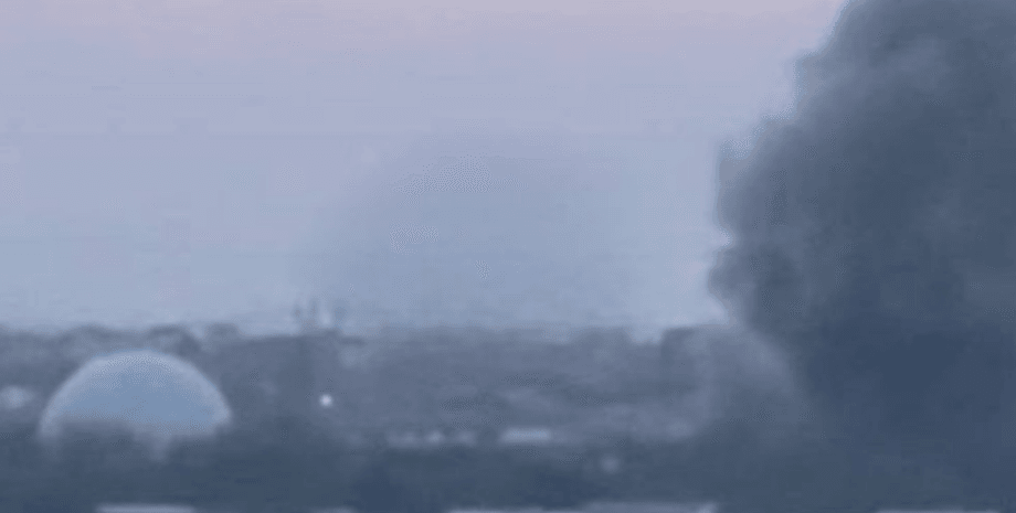 вибухи, крим, євпаторія