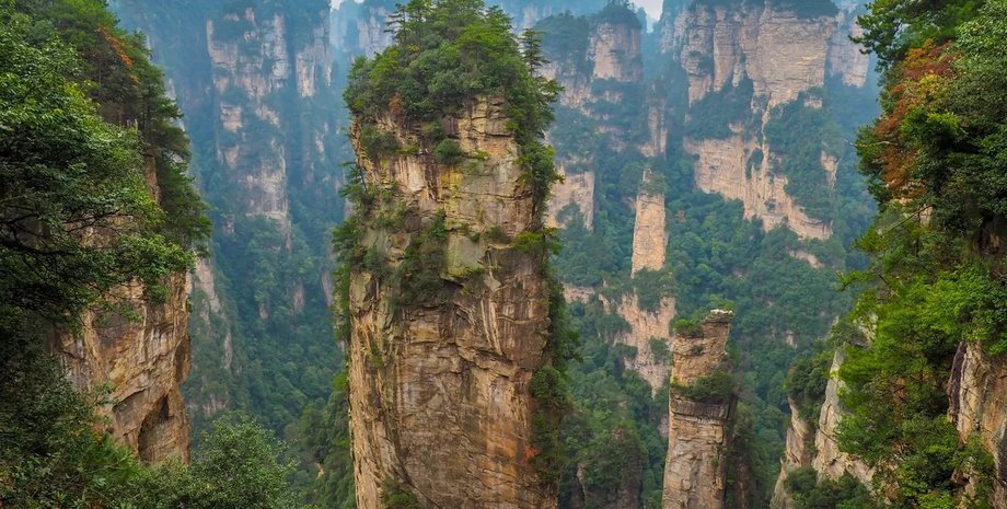 Летающие горы из фильма "Аватар" это чудо находится в Китае