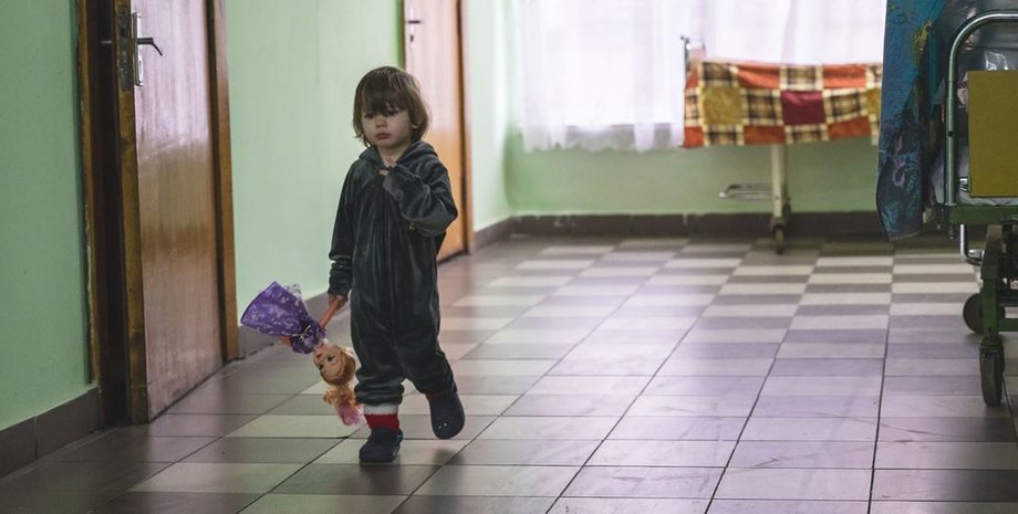 ребенок беженец, ребенок беженец украина