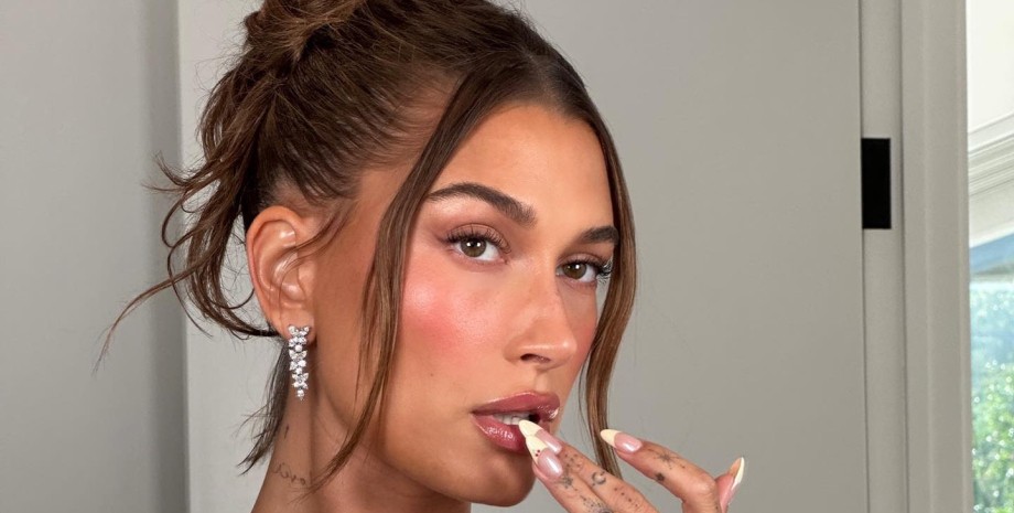 Гейлі Бібер Гейлі Бібер