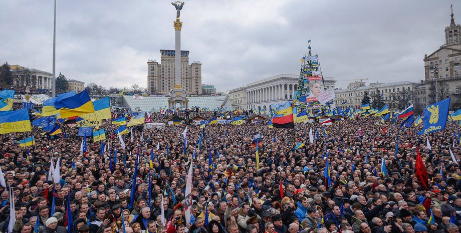 Майдан в 2014 году. Фото: yatsenyuk.org.ua