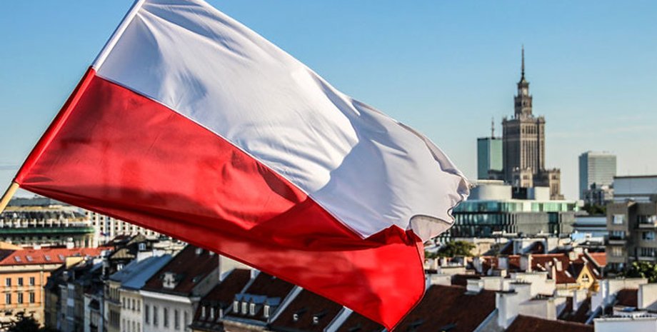 Польша призвала свои граждан выехать из РФ