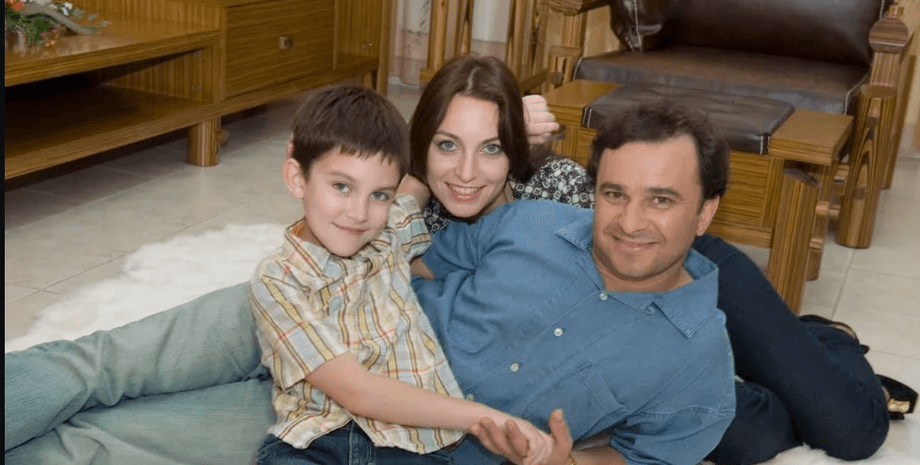 Віктора Павлик та Лора Созаєва з сином