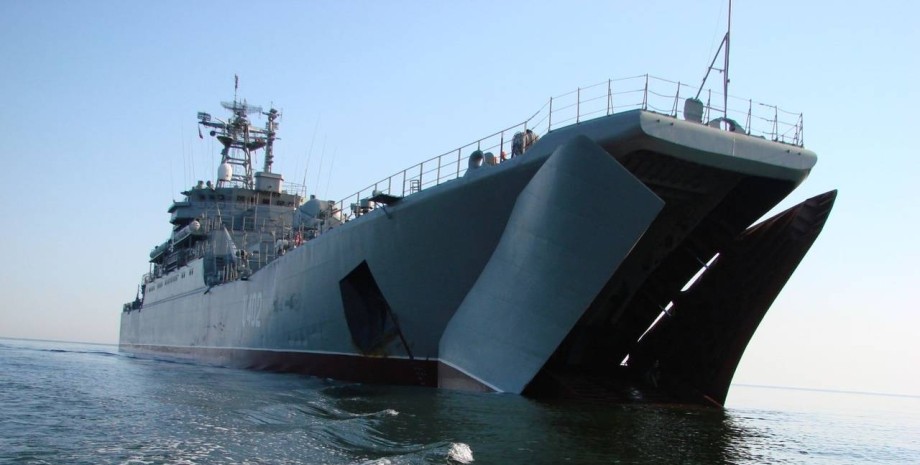 Большой десантный корабль, группировка десантных кораблей в Черном море, высадка десанта