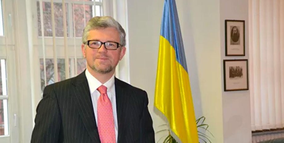 Андрей Мельник