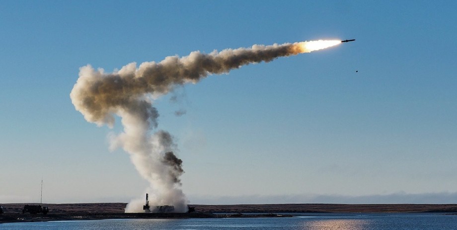 Запуск ракеты "Калибр", фото