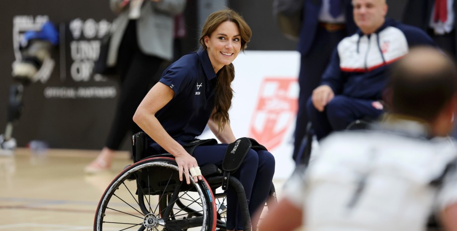 принцесса Уэльская, Кейт Миддлтон, регби, инвалидная коляска