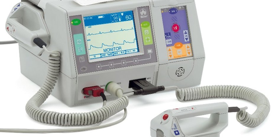 Дефибриллятор / Фото из открытых источников