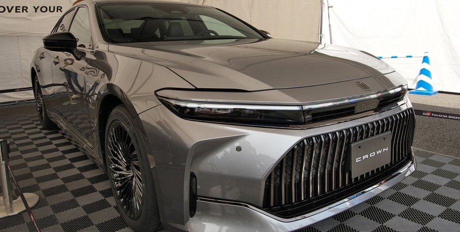 Toyota Crown Sedan, новая Toyota Crown, Toyota Crown, седан Toyota