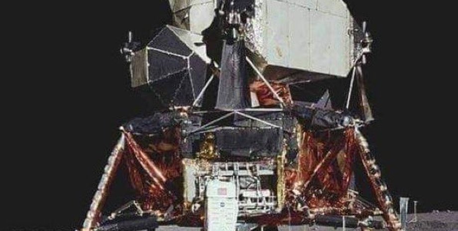 Луна, астронавт