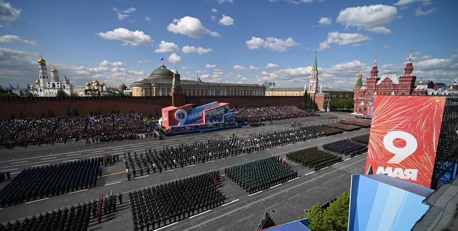 військовий парад, війна РФ проти України, Червона площа, OSINT-аналітик, Олівер Александер, російські окупанти