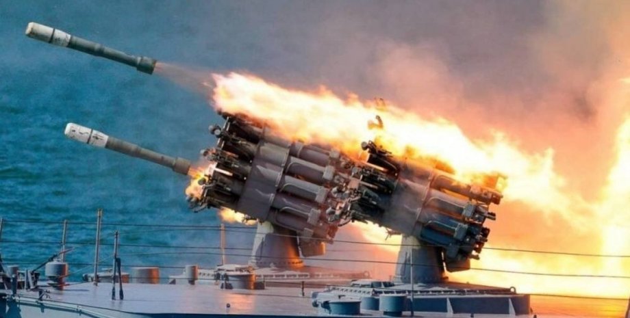 бомбомет россиян, морской бомбомет и танки, российкие оккупанты, танки Т-80Б