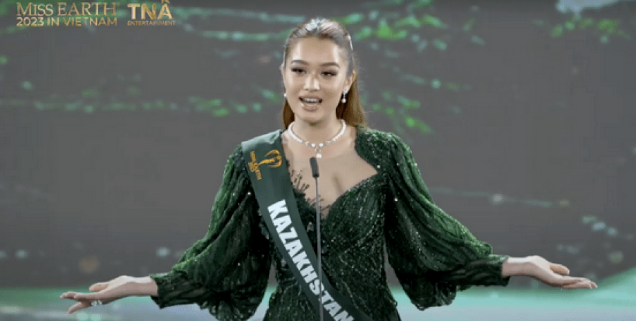 Аяулим Алімхалієва Аяулим Алімхалієва