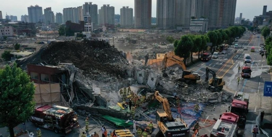 обрушение здания, южная корея, кванджу, автобус