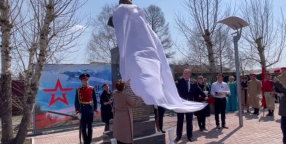 Памятник в Бурятии