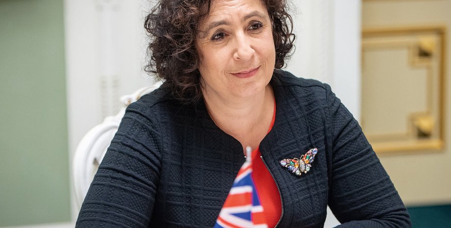 Мелінда Сіммонс, Захід, посол, Велика Британія, війна РФ проти України, західна підтримка